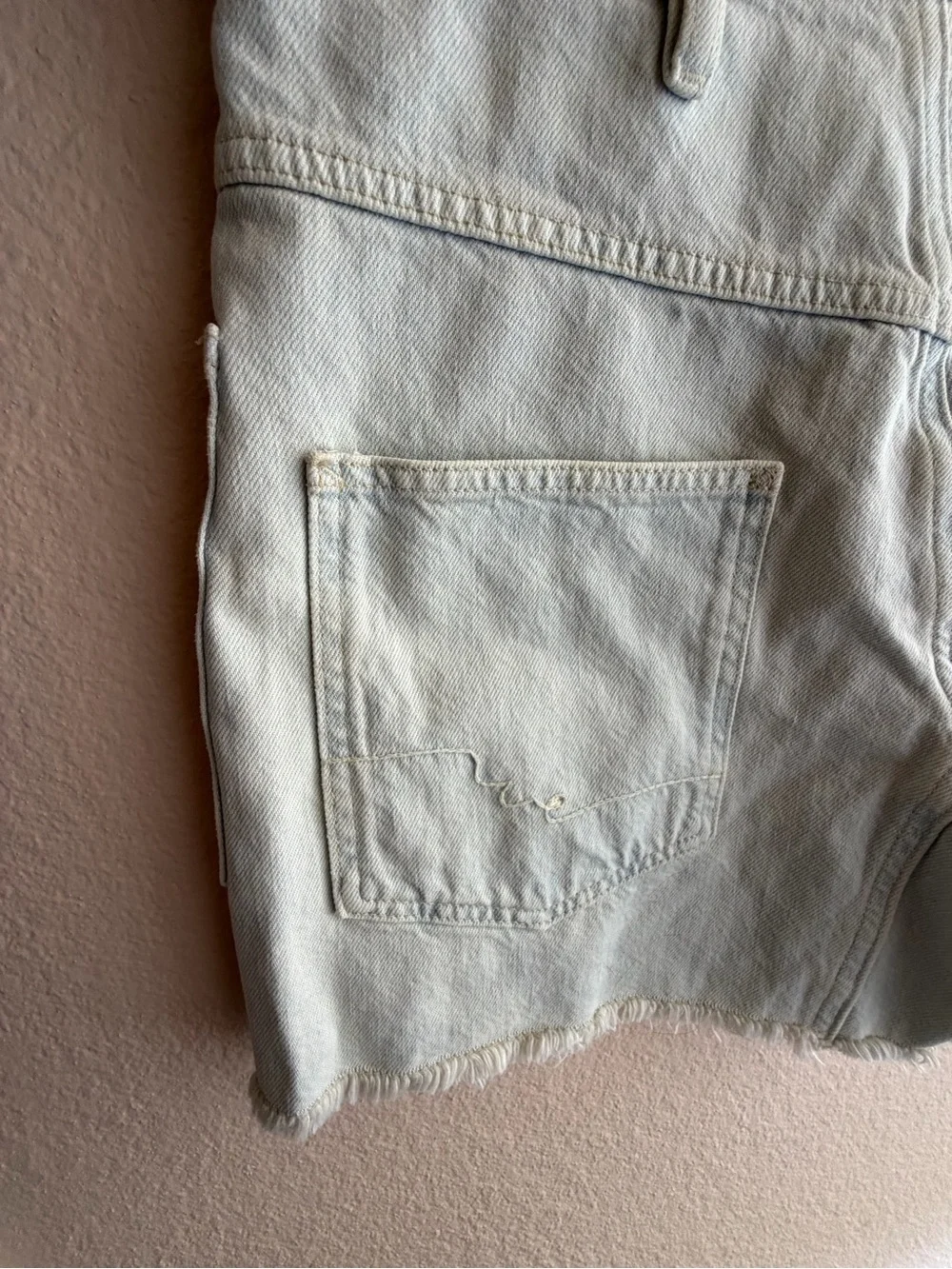 NWOT Free People We The Free Moxie Barrel Jean Shorts size 26 Denim Rope Waist
